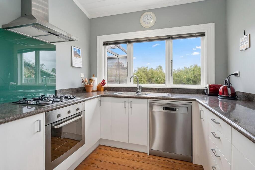 Applecross Cottage Martinborough Εξωτερικό φωτογραφία
